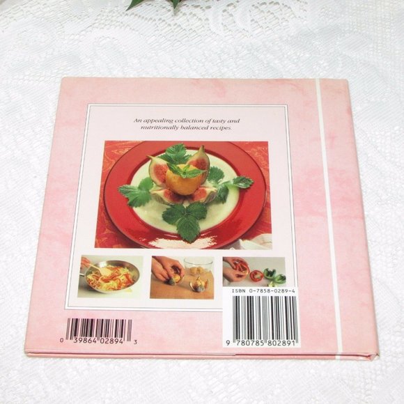 $5 Add On The LITTLE BOOK OF COOKERY FOR DIABETICS Cookbook Food Recipes - Picture 2 of 7